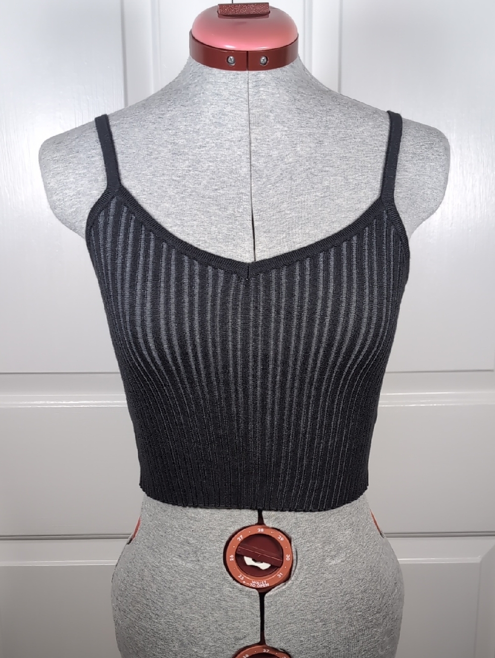 Arizona Jean Co Black Ribbed Knit Crop Top Camisole Spaghetti Strap V Neck M
